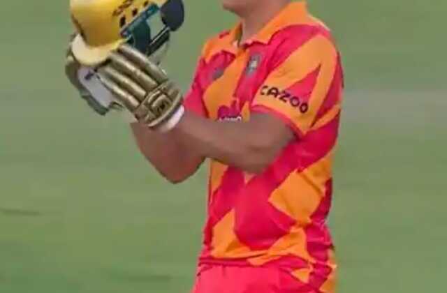 England’s young batsman Will Smeed created history