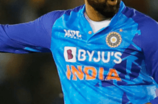 IND vs PAK: 3 Indian Players Whose Career Might End After Poor Performance In T20 World Cup 2022 Opener